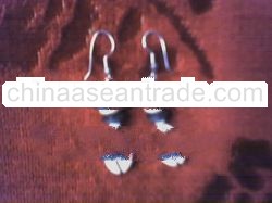 Beads And Shell Earring