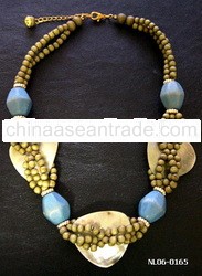 Wood Necklace With Shells