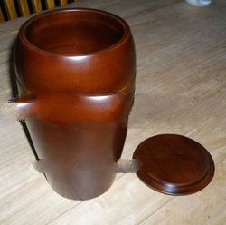 Wooden Urn Cyliner