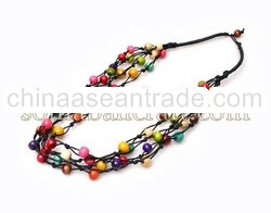 Wood and cotton necklace