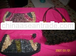 handbags/shoulder bags