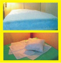 3 pcs Hospital Plain Non Woven Bedding Sets