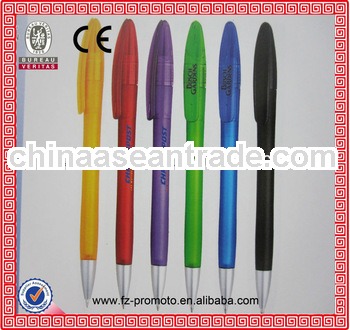 Plastic ball pen with smooth barrel and colorful grip